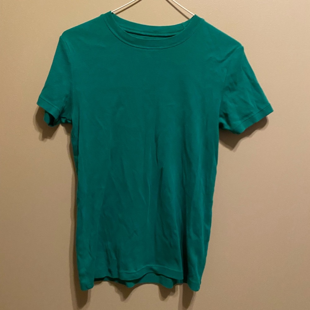 GAP green tee